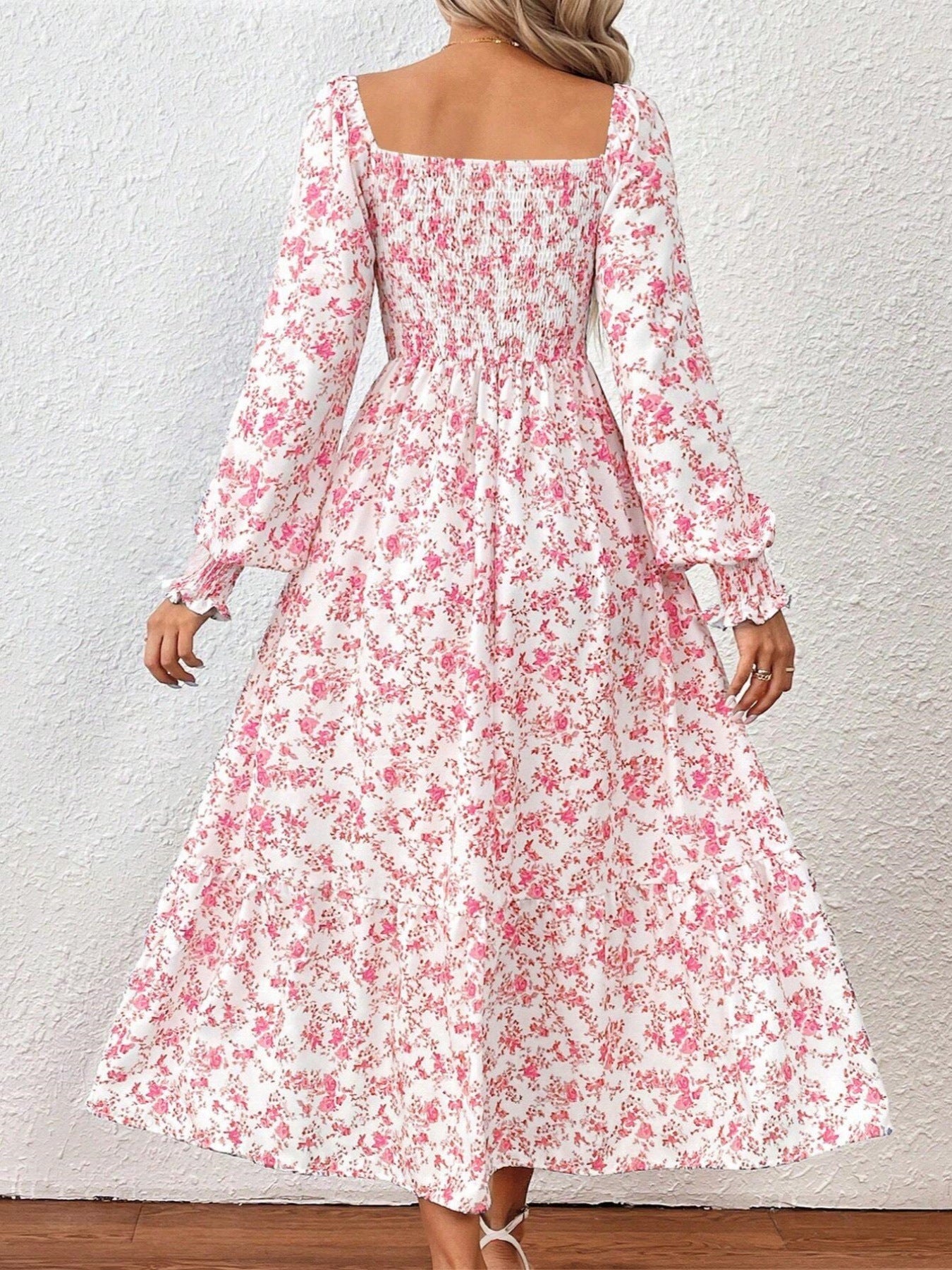 Women New Fashion Floral Long Sleeve Backless Swing Dress