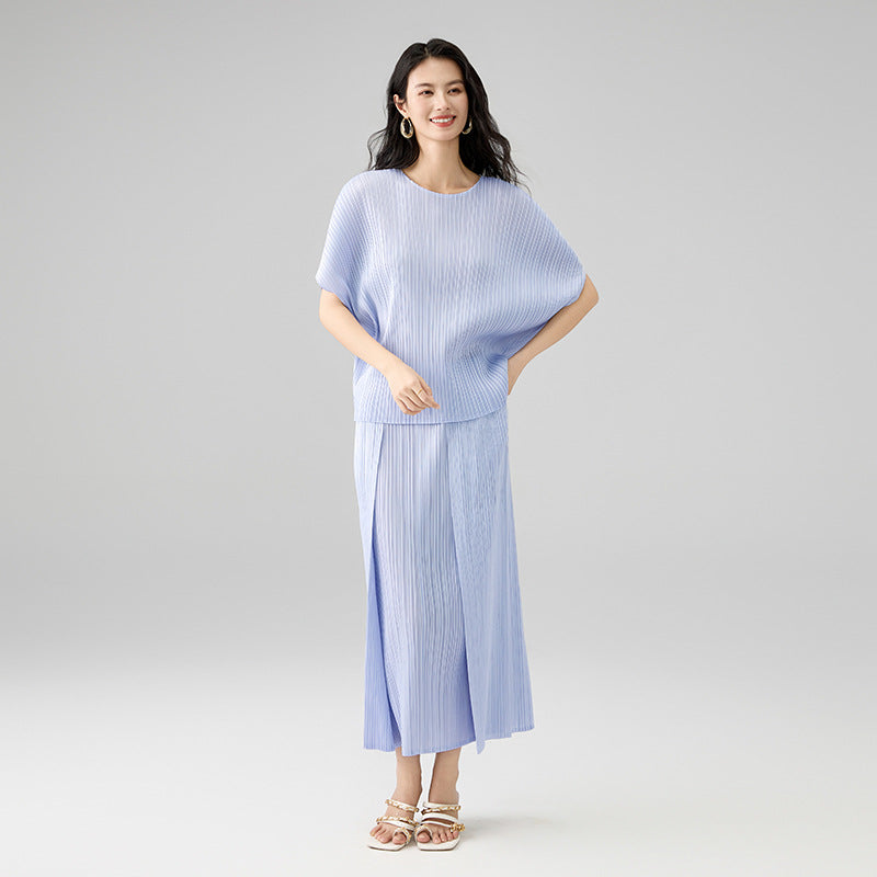 Woemn's Clthes Bat Half Sleeve O-neck Pullover Tops And Elastic High Waist Folded Design A-line Skirts
