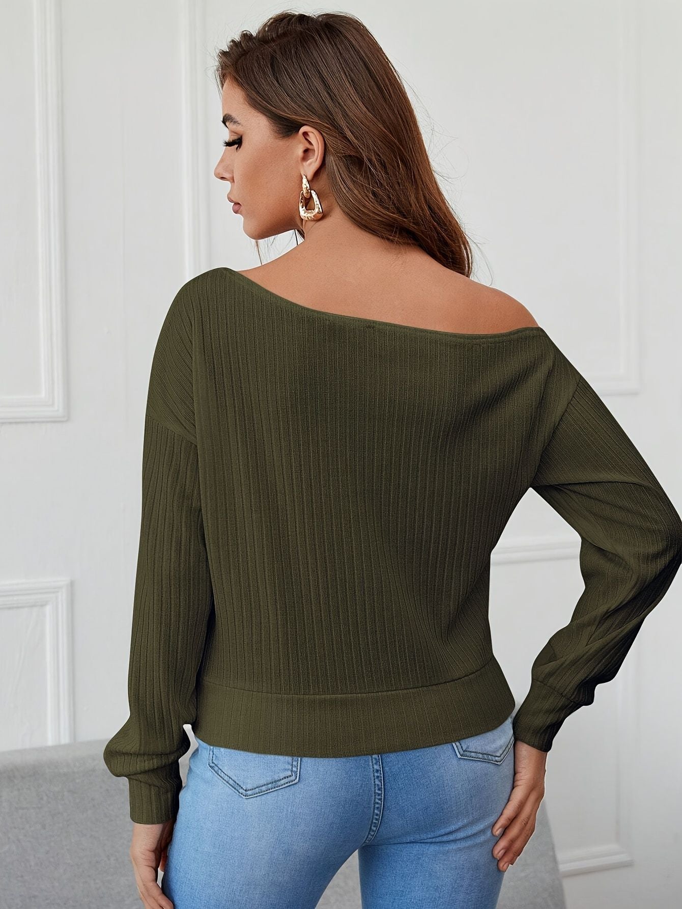Women's Sweater Real Shot Autumn and Winter Casual Loose One Shoulder Long Sleeved Solid Color Bat Sleeve Pullover Sweater