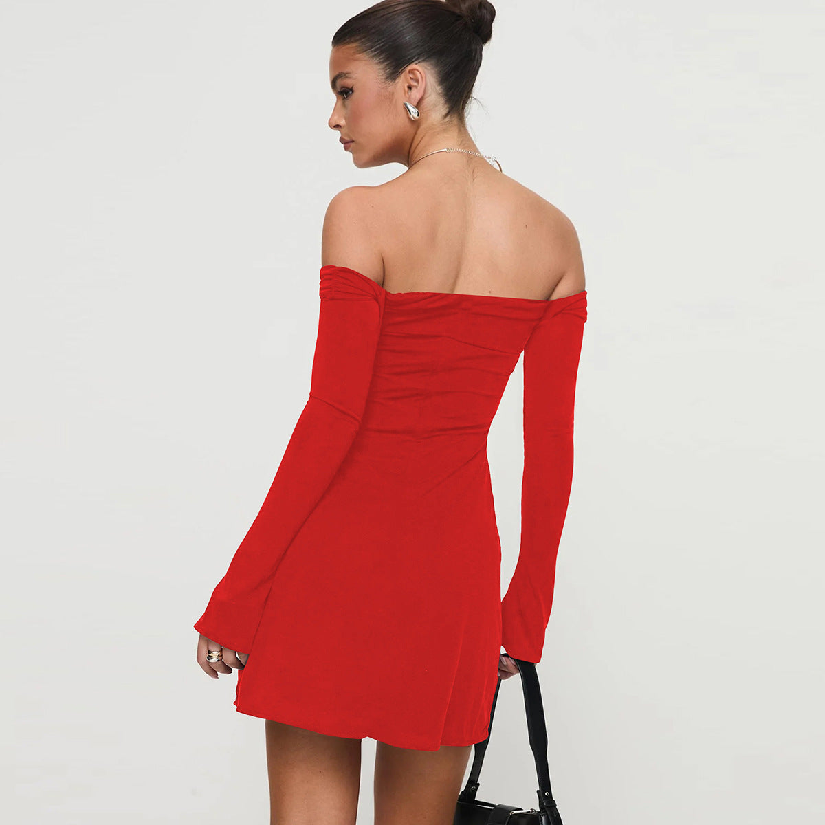 Women's New Spring/summer Solid Color Dress Fashionable One-line Collar Sexy Tube Top Off-shoulder Pleated Slim Hip Skirt