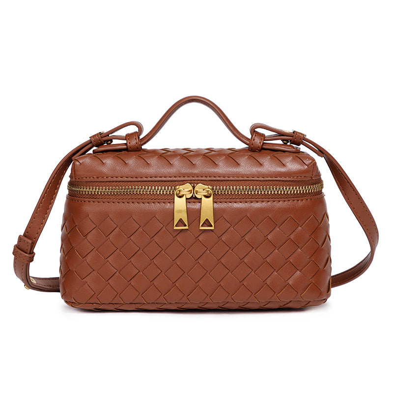 Hand-woven New One-shoulder Fashion Lunch Box Bag, Practical and Trendy Portable Oblique Span Box Bag