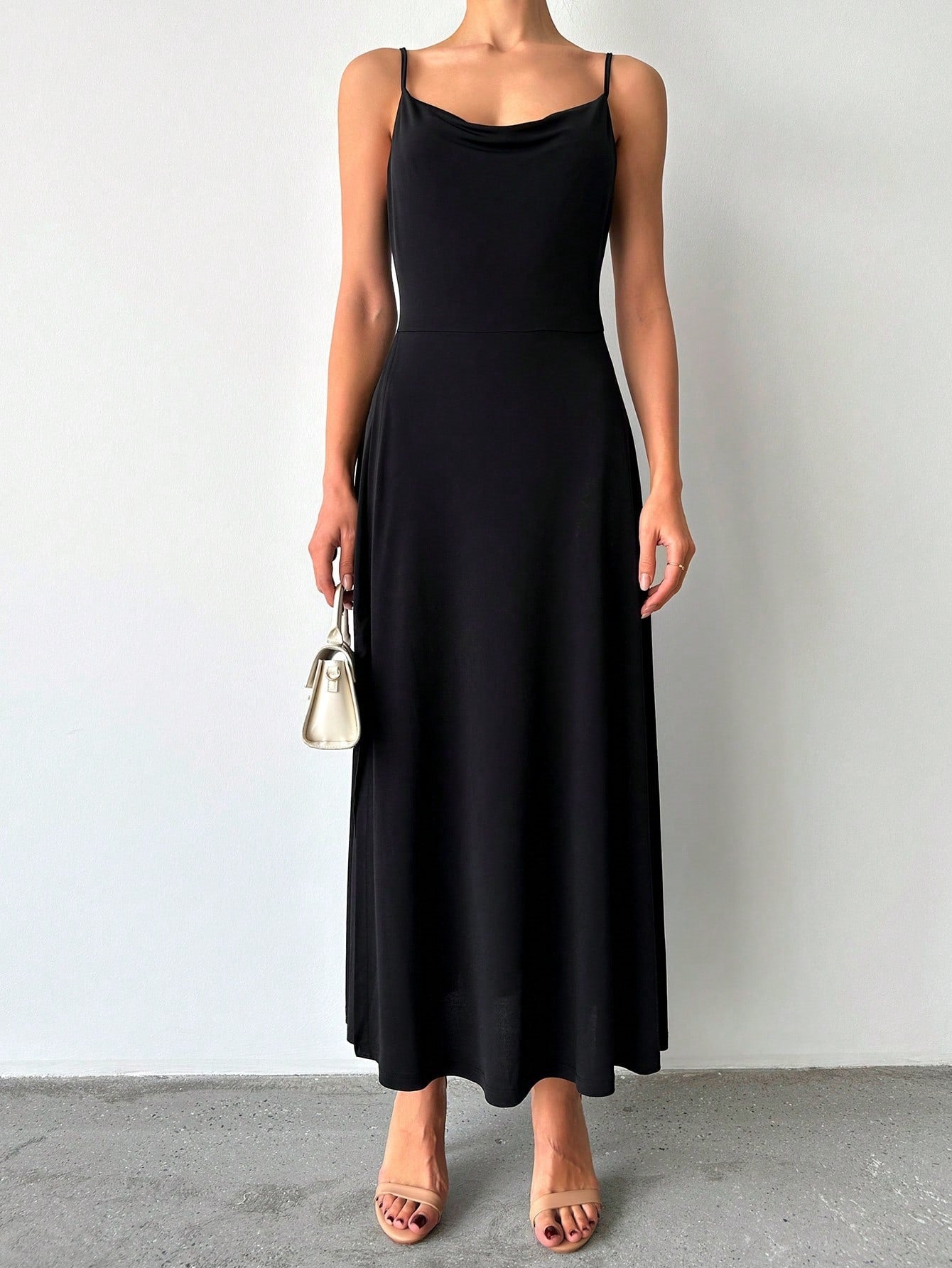 2025 Women's Sexy Elegant Spring/Summer New Simple Fashion Sling Midi Dress