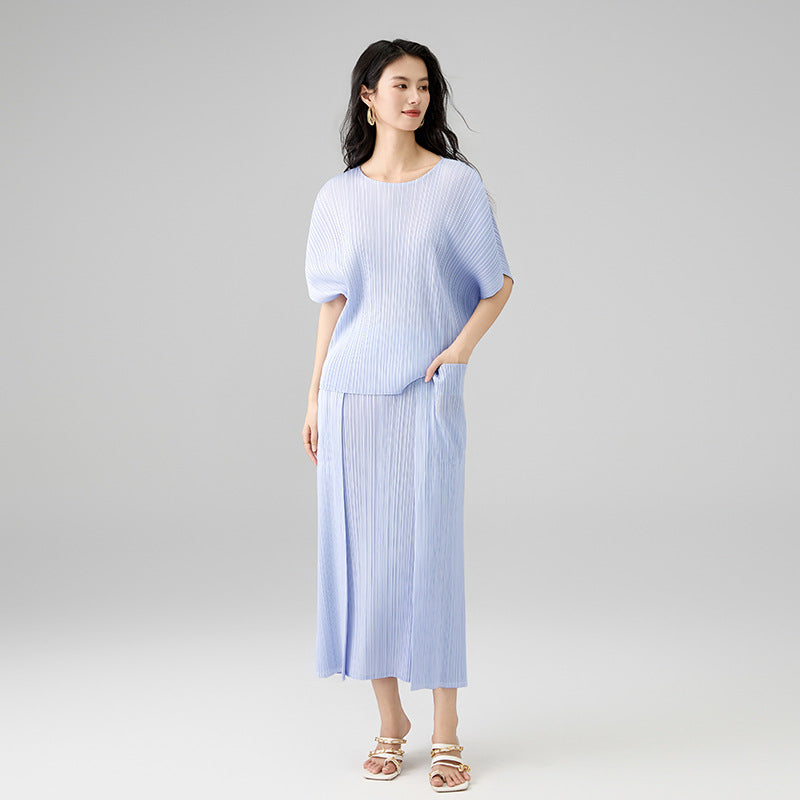 Woemn's Clthes Bat Half Sleeve O-neck Pullover Tops And Elastic High Waist Folded Design A-line Skirts