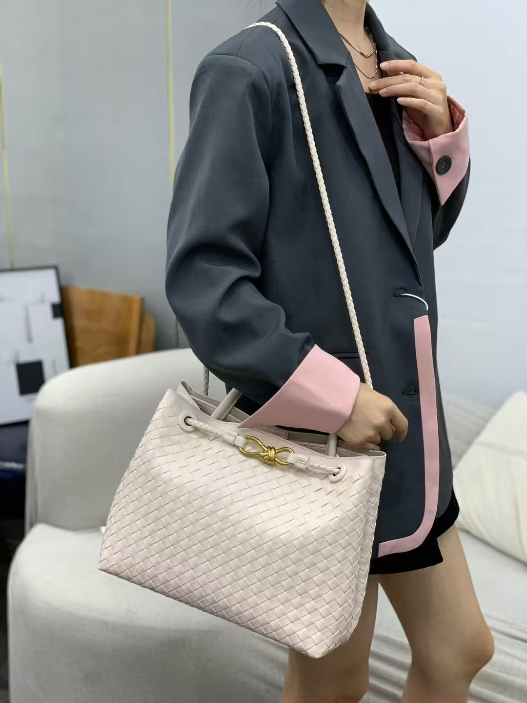 Leather Shoulder Bag Women Stylish Large Capacity Handwoven Tote Practical Versatile Crossbody Bag Minimalist Design Durable