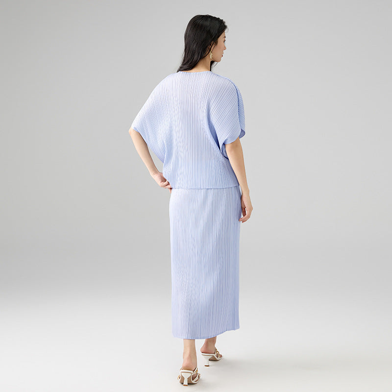 Woemn's Clthes Bat Half Sleeve O-neck Pullover Tops And Elastic High Waist Folded Design A-line Skirts