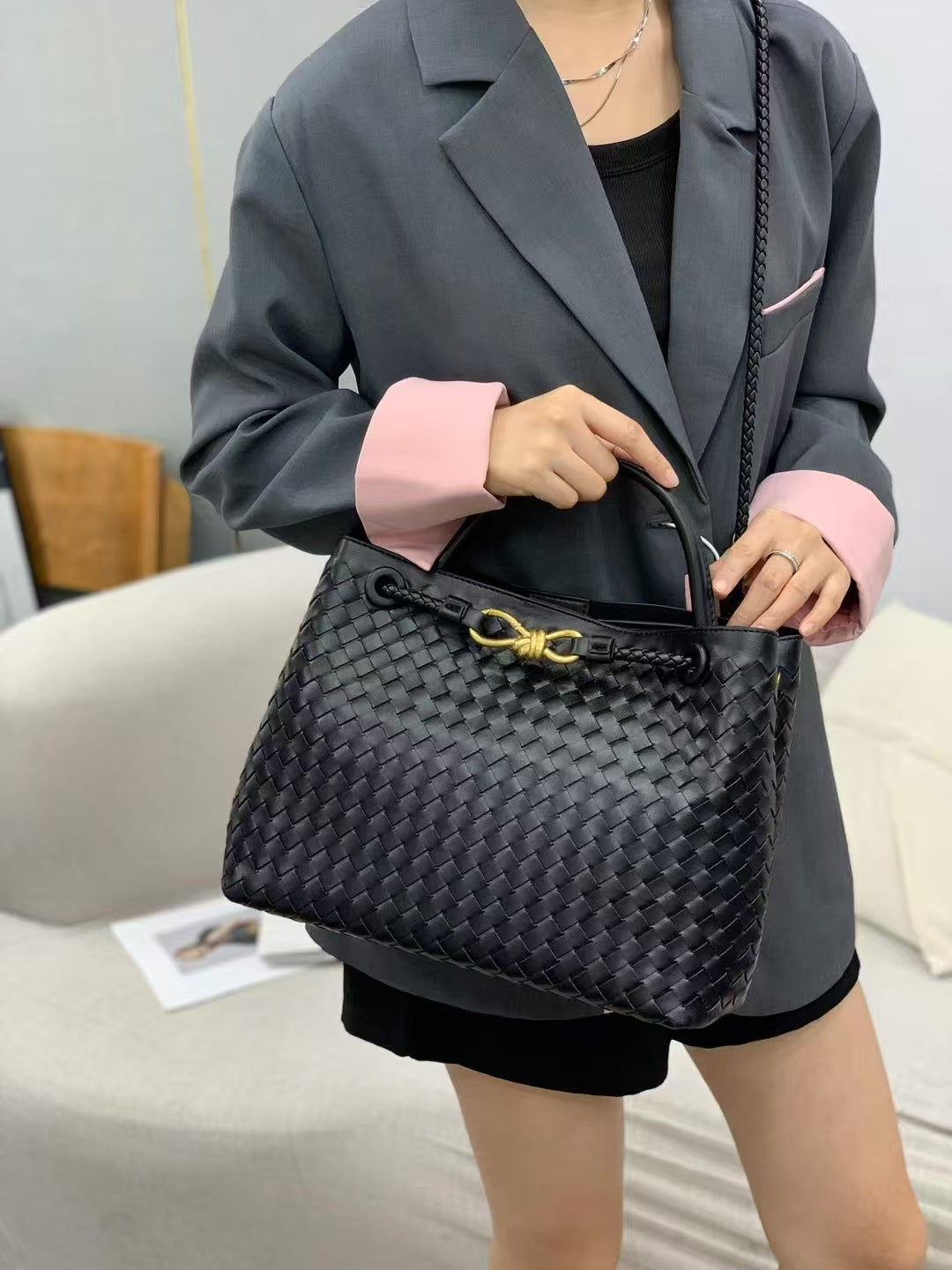 Leather Shoulder Bag Women Stylish Large Capacity Handwoven Tote Practical Versatile Crossbody Bag Minimalist Design Durable