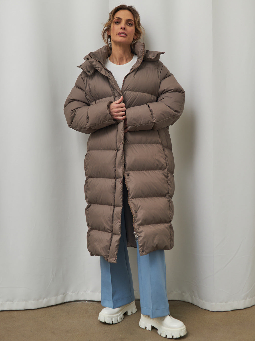 Winter Thick and Elongated White Duck Down Coats