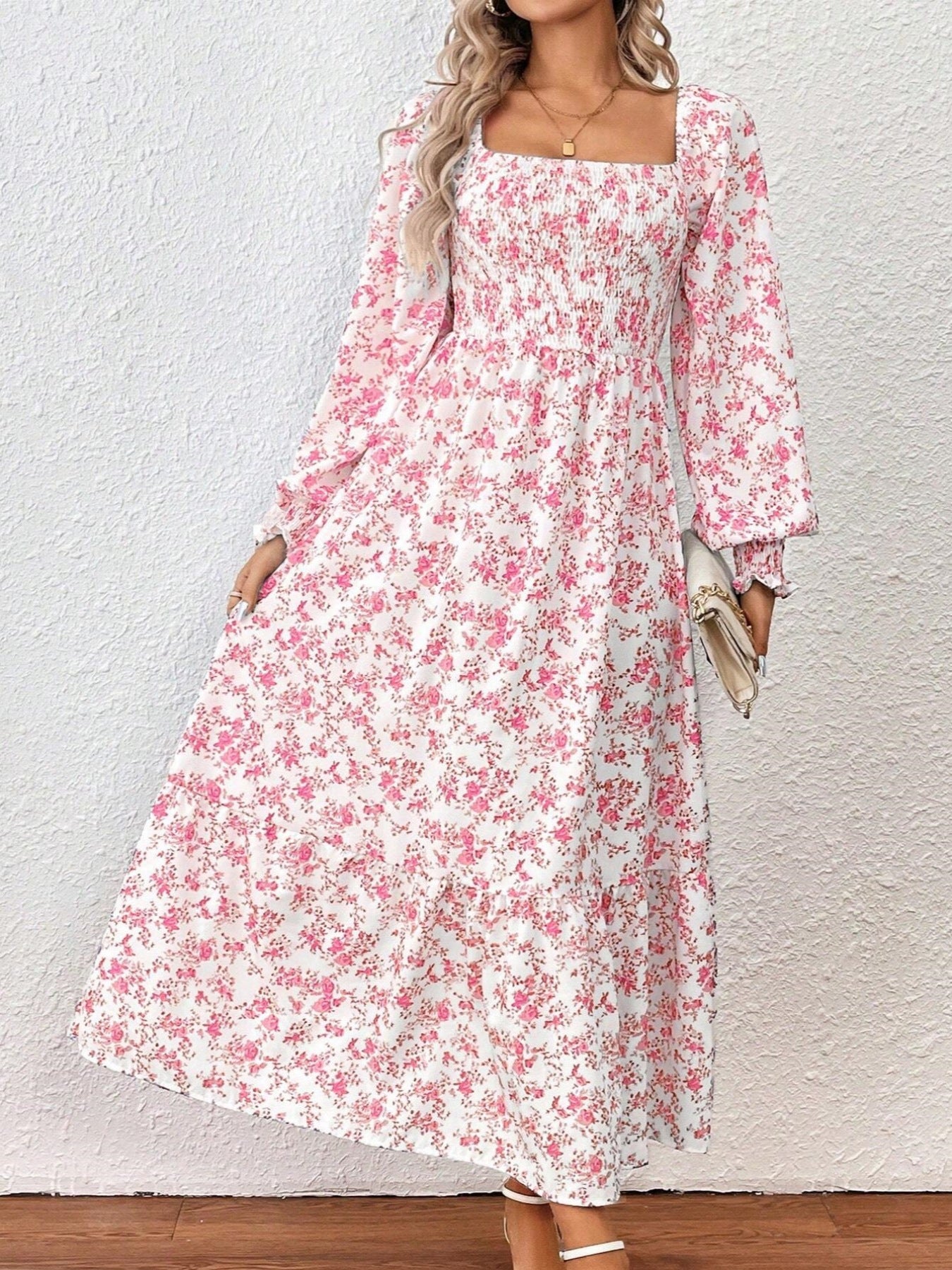 Women New Fashion Floral Long Sleeve Backless Swing Dress